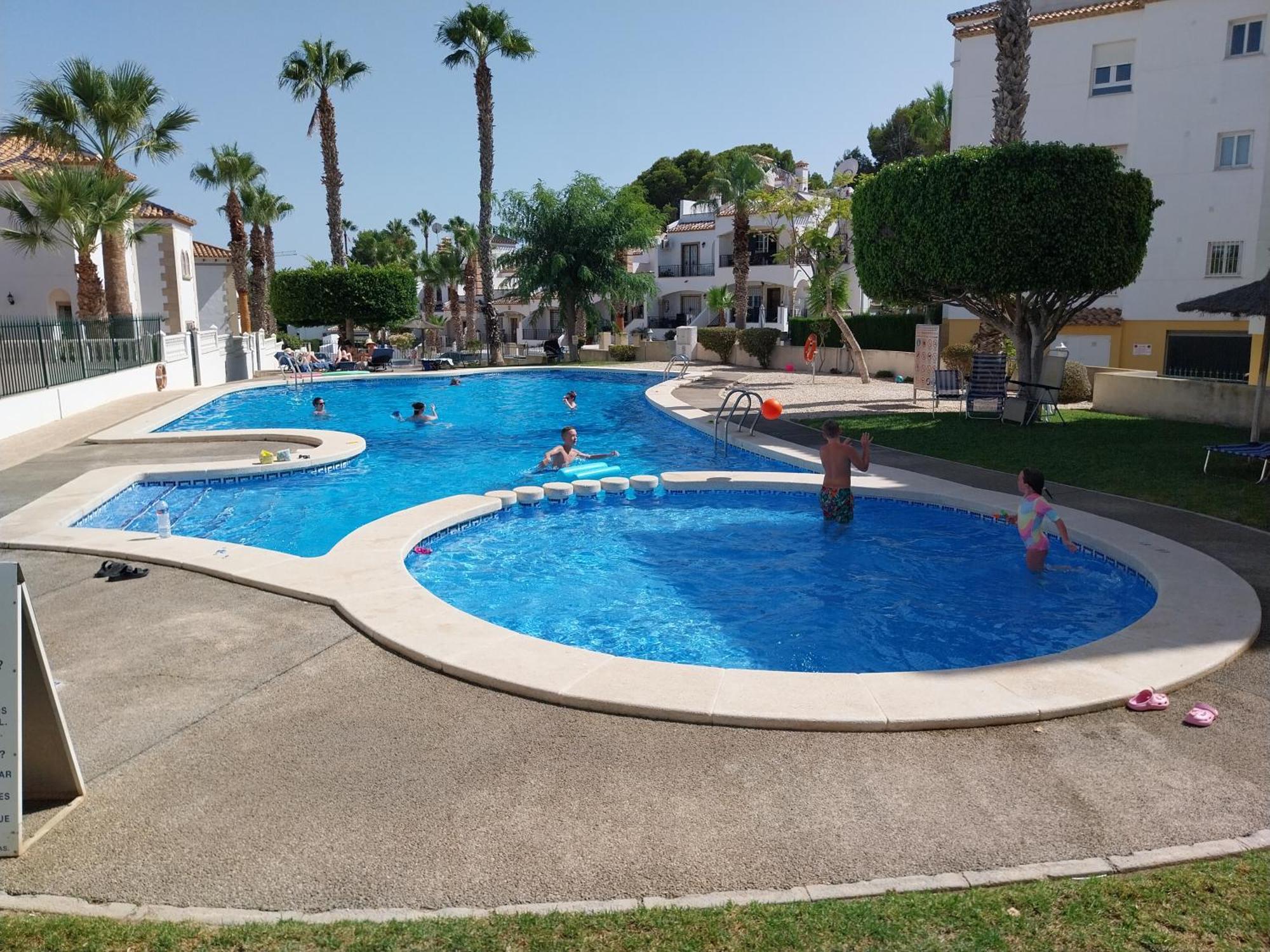 Charming Apartment In Front Of Villamartin Golf And Plaza Buitenkant foto